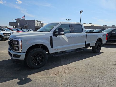 New 2026 Ford F350 Lariat w/ Black Appearance Package image 5