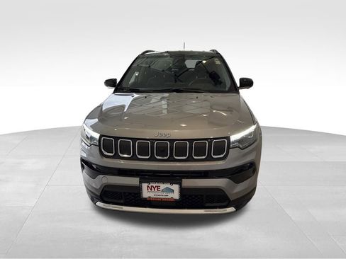 Used 2022 Jeep Compass Limited w/ Elite Group image 9