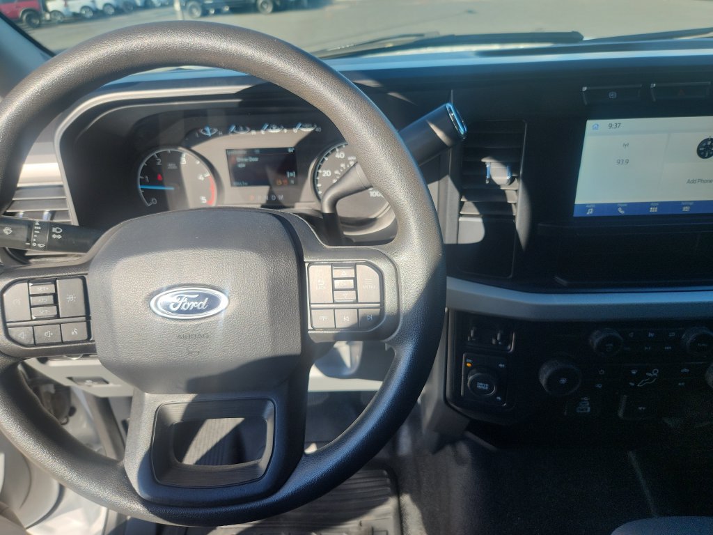 Used 2024 Ford F550 4x4 Regular Cab Super Duty image 16