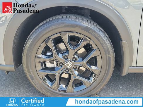Certified 2025 Honda HR-V Sport image 33
