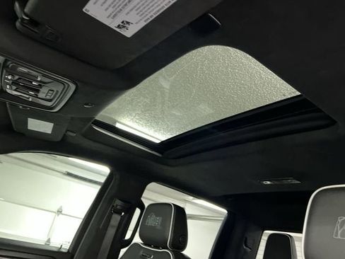 Certified 2024 GMC Sierra 1500 AT4X w/ AT4X AEV Edition AWD/4WD image 18