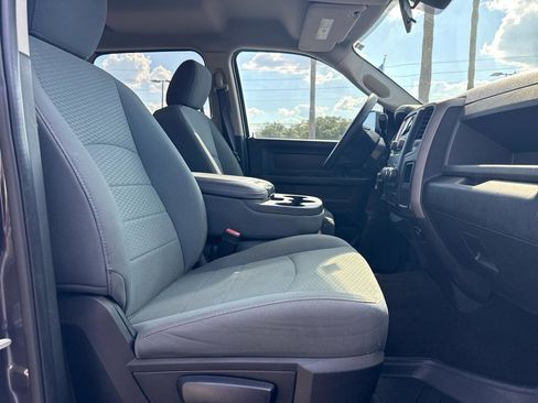 Used 2015 RAM 1500 Express AWD/4WD image 9