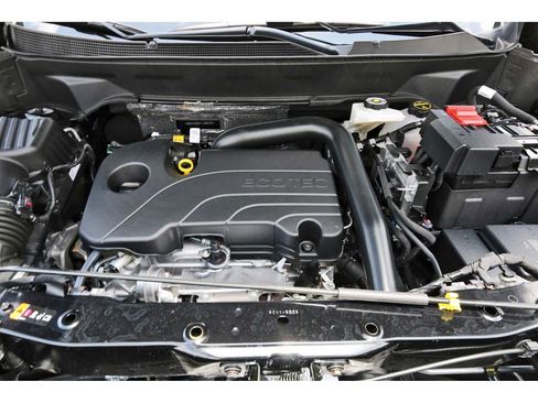 Used 2026 Chevrolet Equinox LT FWD image 28
