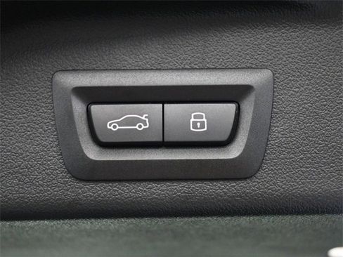 New 2026 BMW X5 xDrive50e w/ Premium Package image 14