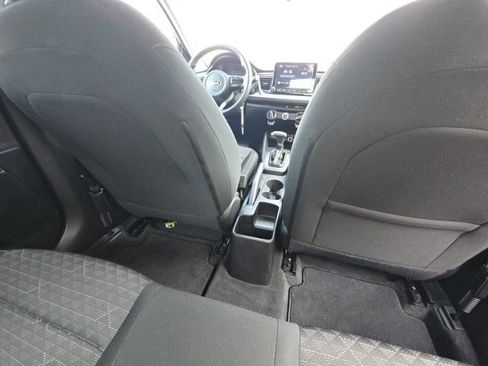 Used 2021 Kia Rio LX image 13