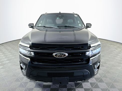 Used 2022 Ford Expedition Max Limited AWD/4WD image 2