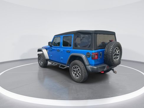 Used 2024 Jeep Wrangler Unlimited Rubicon w/ Capability Package AWD/4WD image 7