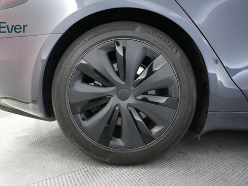 Used 2023 Tesla Model S Standard Range AWD/4WD image 17