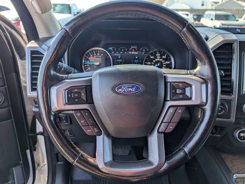 Used 2021 Ford Expedition Platinum image 28