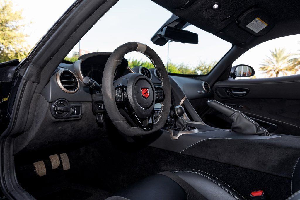 Used 2017 Dodge Viper GTC w/ ACR Package RWD image 42