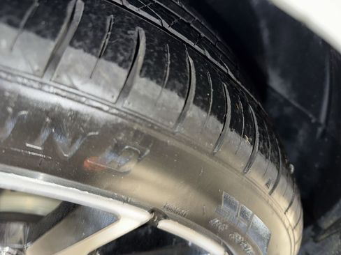 Used 2018 Honda Civic Si image 11