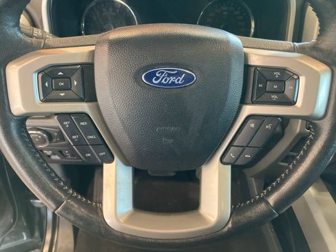 Used 2020 Ford F150 Lariat w/ Equipment Group 502A Luxury image 19
