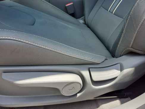 Certified 2025 Hyundai Elantra Sport FWD image 14