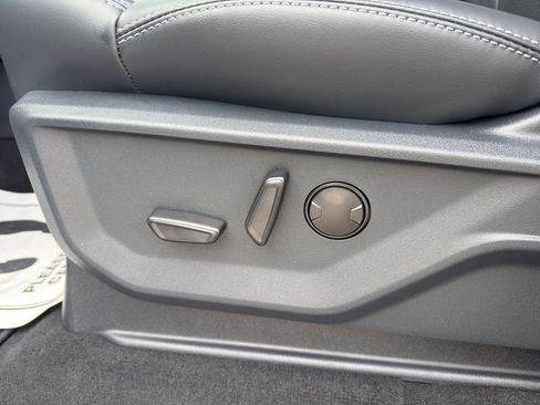 New 2025 Ford Expedition Platinum w/ Stealth Performance Package image 23