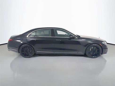 Used 2022 Mercedes-Benz S 580 4MATIC Sedan image 20