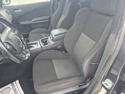 Used 2021 Dodge Charger R/T RWD image 8