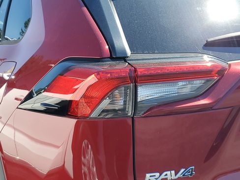 Used 2023 Toyota RAV4 XLE w/ Convenience Package FWD image 8