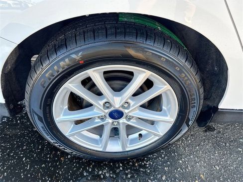 Used 2018 Ford Focus SE image 10