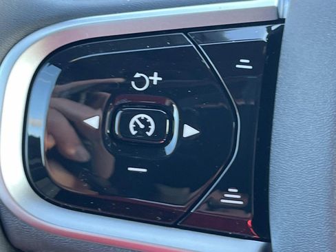 New 2026 Volvo XC60 T8 Core w/ Climate Package image 27