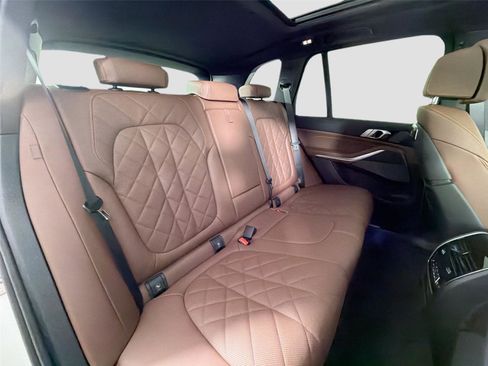 New 2026 BMW X5 M60i w/ Climate Comfort Package AWD/4WD image 29