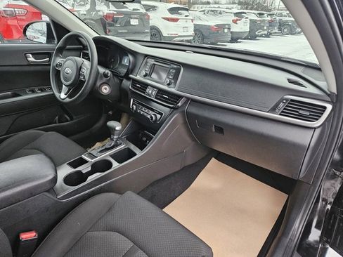 Used 2017 Kia Optima LX image 10