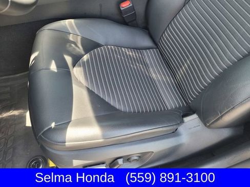 Used 2023 Toyota Camry SE FWD image 10