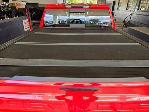 Used 2024 Chevrolet Silverado 1500 LT Trail Boss w/ Convenience Package II image 24