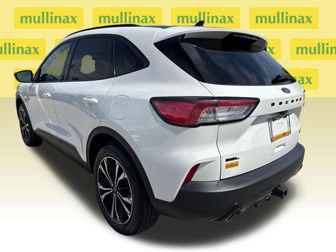 Used 2022 Ford Escape SEL w/ SEL Stealth AWD Package image 10