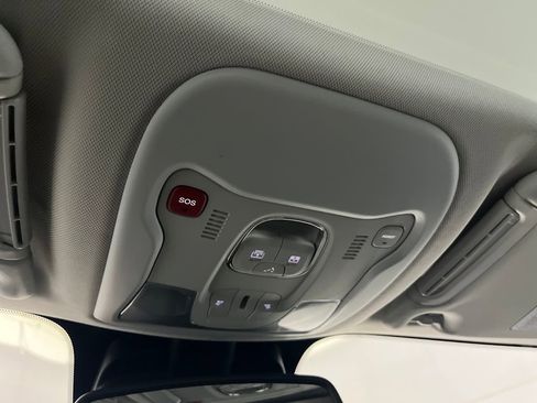 Used 2022 Jeep Renegade Trailhawk w/ Sun/Sound Group image 80