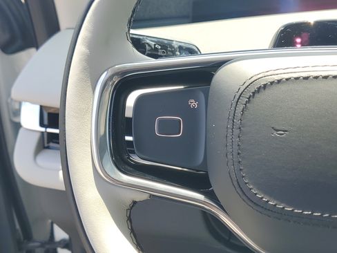 New 2026 Lincoln Navigator Reserve AWD/4WD image 17