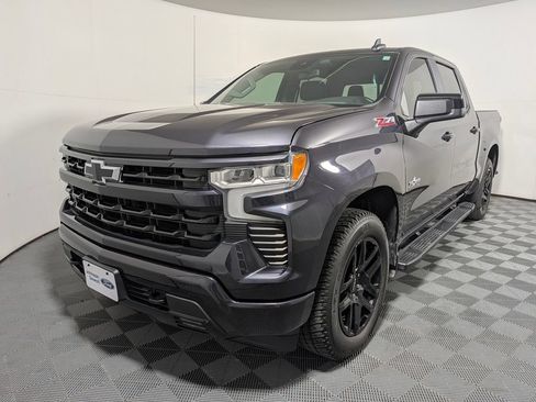 Used 2022 Chevrolet Silverado 1500 RST AWD/4WD image 4