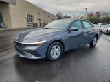 New 2025 Hyundai Elantra SE image 2