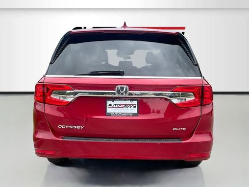 Used 2024 Honda Odyssey Elite image 6