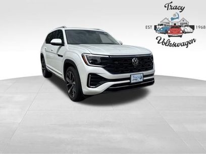 New 2026 Volkswagen Atlas SEL Premium R-Line