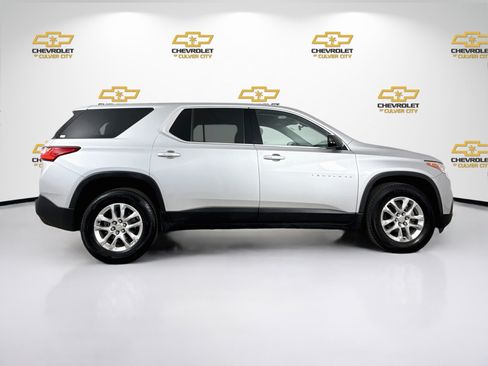 Used 2019 Chevrolet Traverse LS FWD image 9