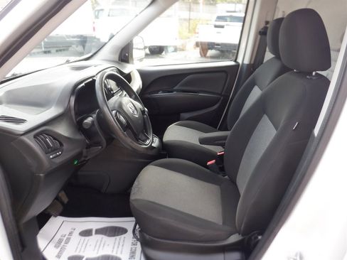 Used 2021 RAM ProMaster City Tradesman FWD image 13