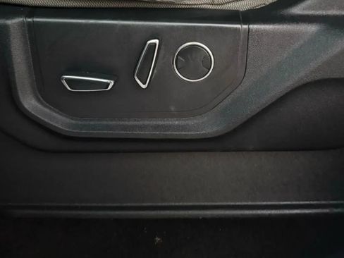 Used 2015 Ford F150 XLT w/ Equipment Group 302A Luxury image 23