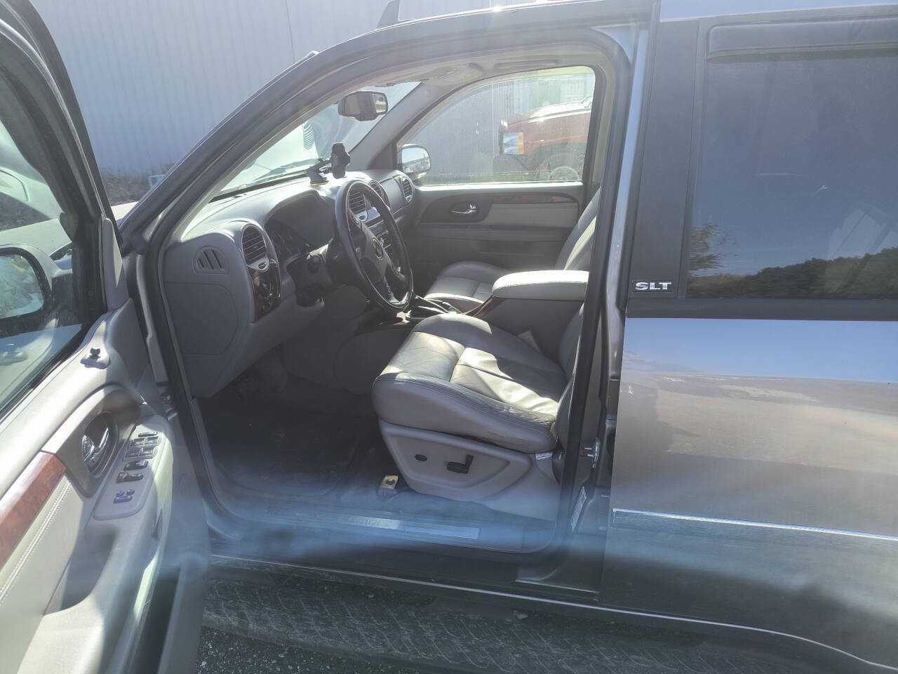 Used 2006 GMC Envoy SLT AWD/4WD image 19