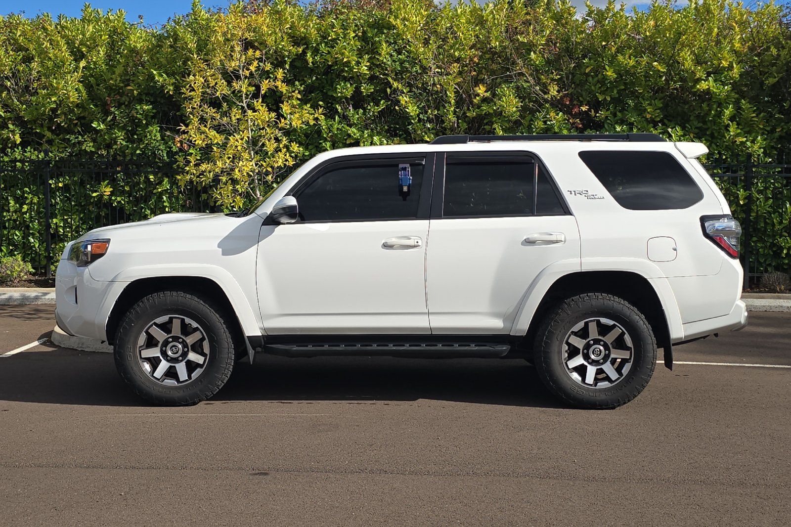 Used 2021 Toyota 4Runner TRD Off-Road AWD/4WD image 7