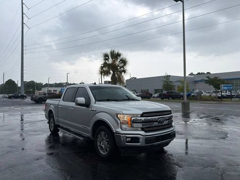 Used 2019 Ford F150 Lariat w/ Trailer Tow Package RWD image 1