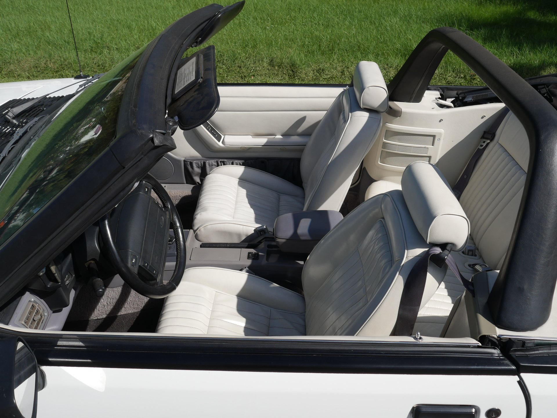 Used 1993 Ford Mustang LX RWD image 41