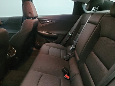 Used 2020 Chevrolet Malibu LT FWD image 18