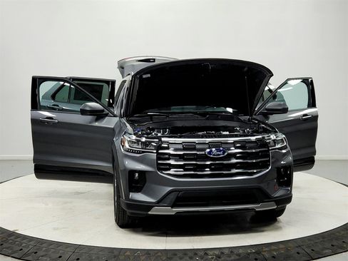 New 2026 Ford Explorer Active image 10