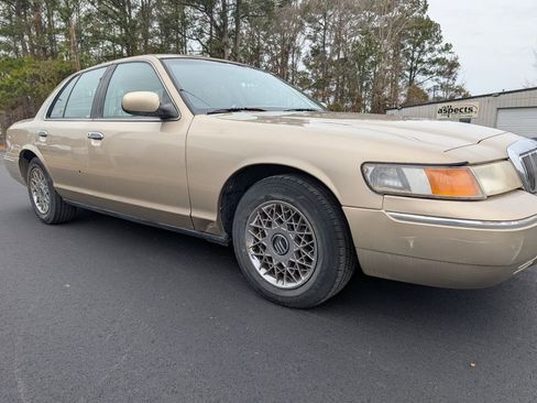 Used 1999 Mercury Grand Marquis GS image 7