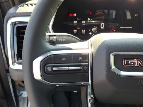 New 2026 GMC Canyon Elevation w/ Convenience Package RWD image 10