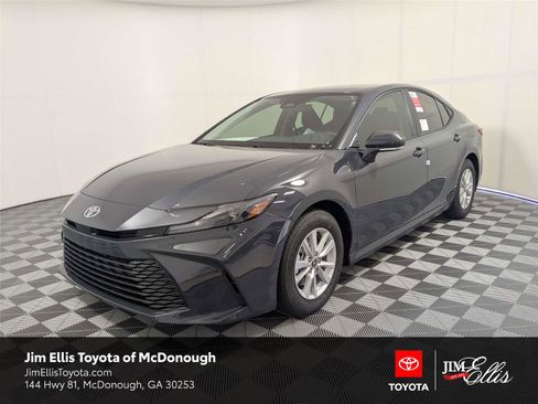 New 2026 Toyota Camry LE FWD image 1