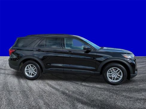 New 2026 Ford Explorer Active w/ Active Comfort Package RWD image 3