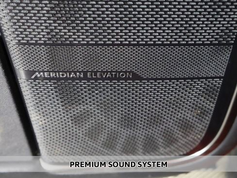 Used 2022 Rivian R1T Adventure image 5