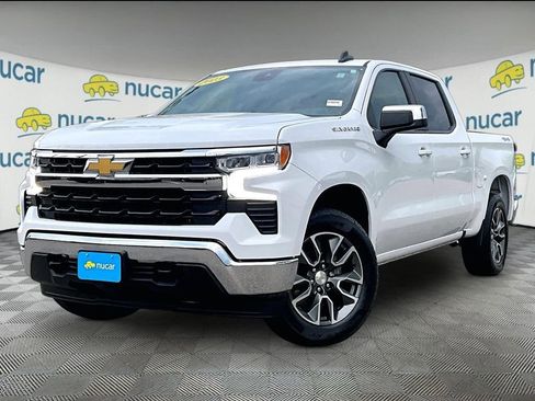Used 2023 Chevrolet Silverado 1500 LT AWD/4WD image 3