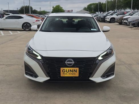 New 2026 Nissan Altima 2.5 SV FWD image 8
